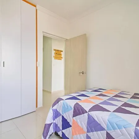 Apartamento Piso Alto 2 Apartamento *
